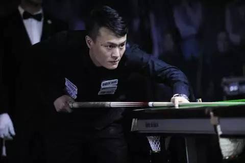 低射破门 低射破门